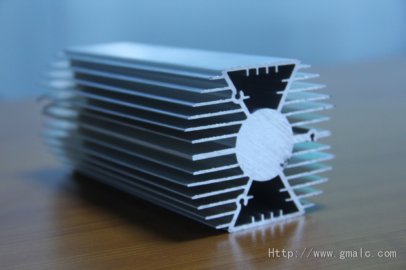 ̫����ɢ����