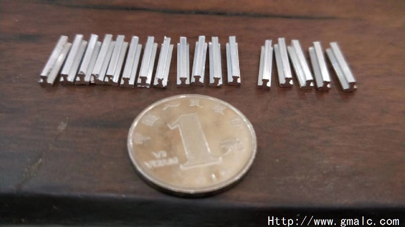 ����С��ǩ