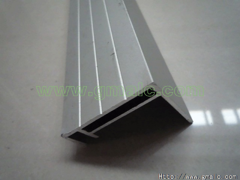 L�ͱ߿����