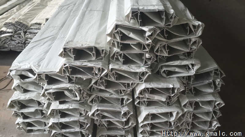 ���¸����ͲĿ�ģ����