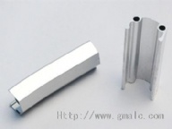 �����������г�����